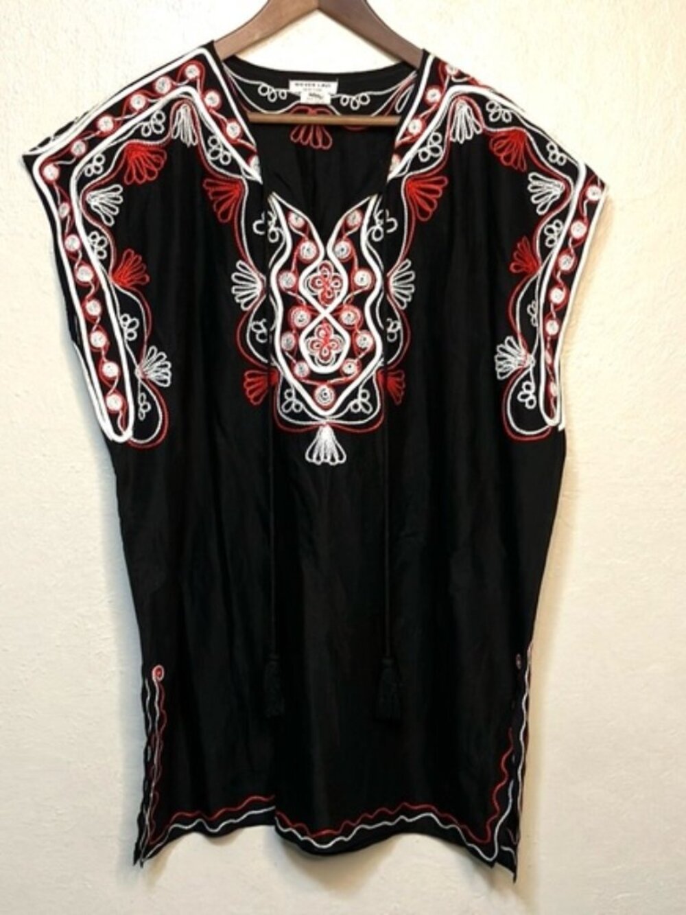 Nieves Lavi Embroidered Swim Cover Up